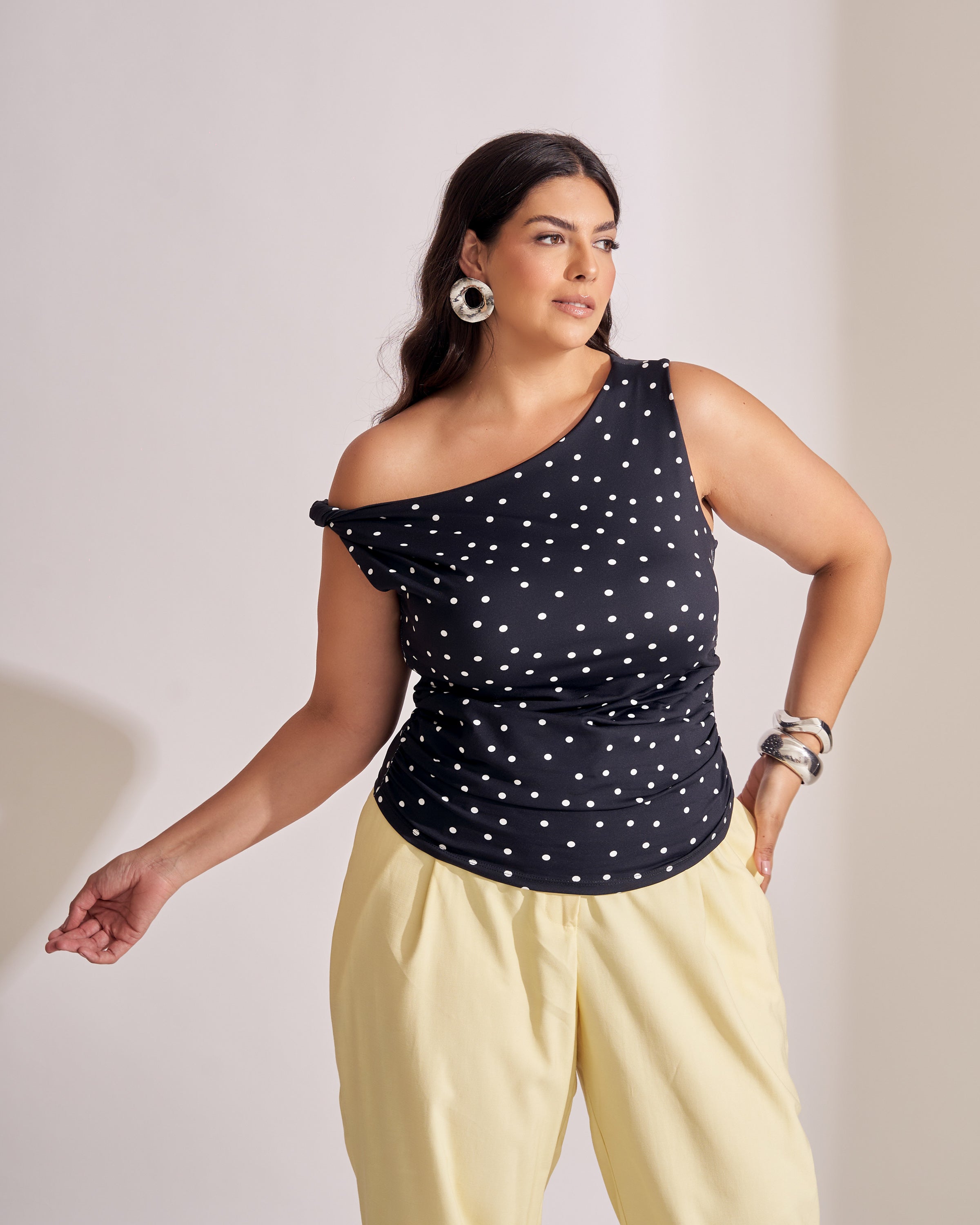 Blusa Malha Poá Collab