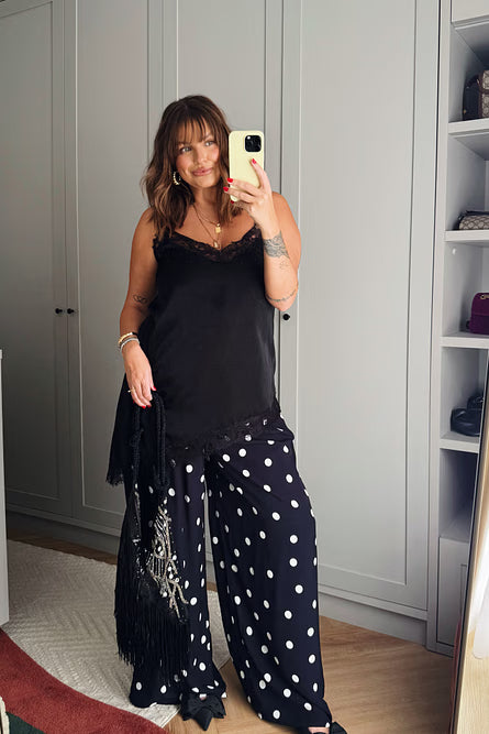 Calça Joana Poá Fundo preto