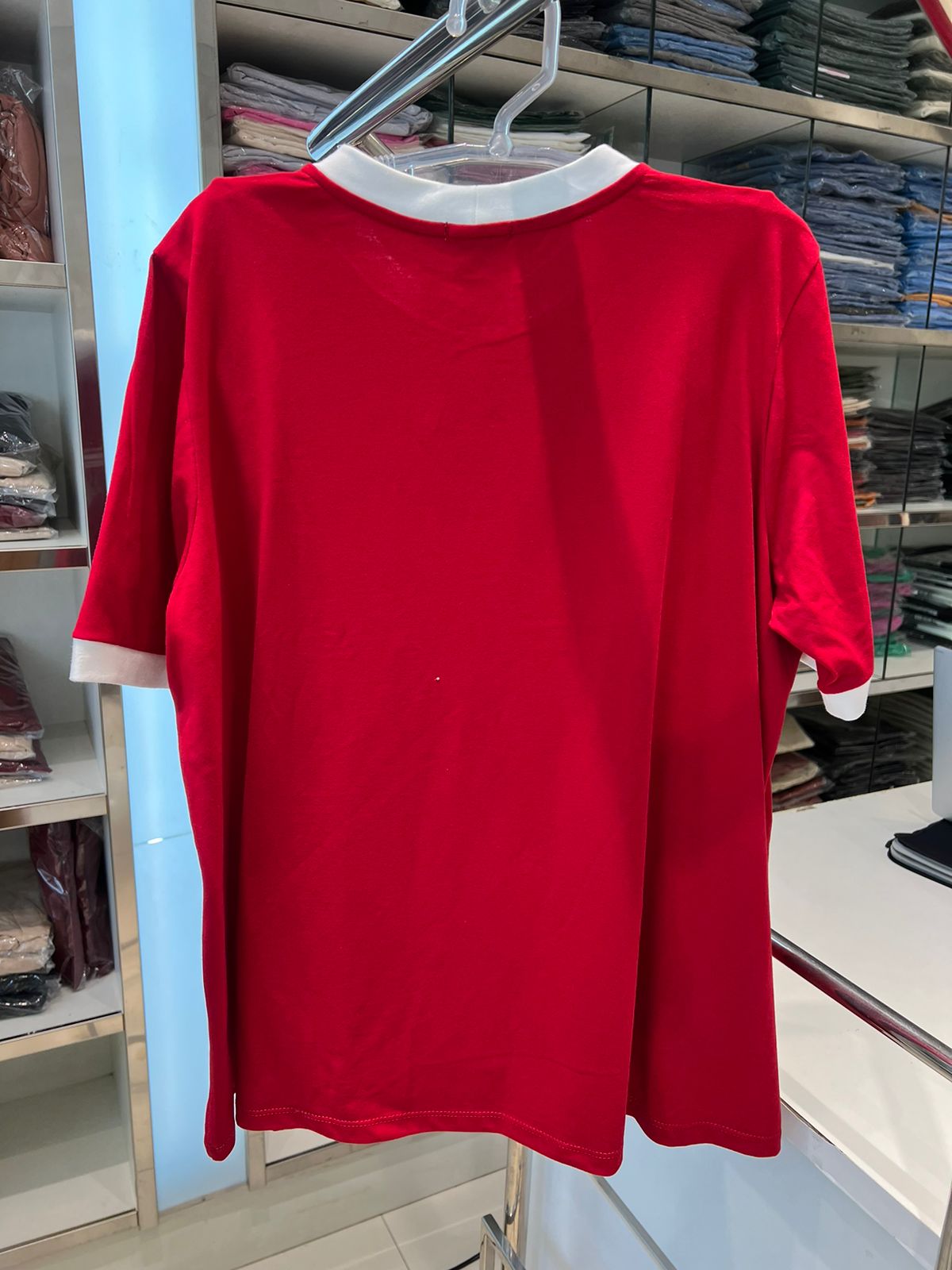 T-shirt not sorry vermelha