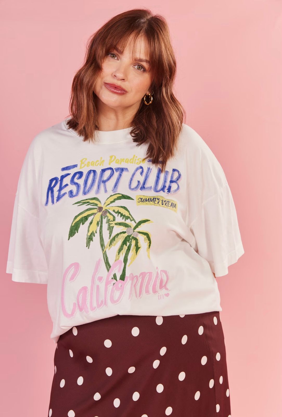 T-Shirt Over Resort